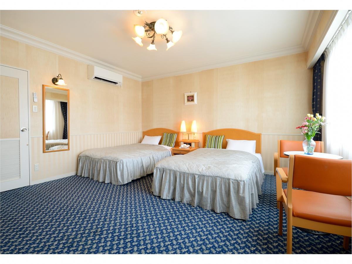 Hotel Grand Plaza Urashima Kurihara ภายนอก รูปภาพ